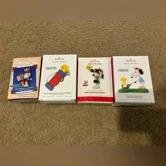 Lot Of 4 Hallmark Keepsake Peanut Collectors Series - Picture 1 of 11